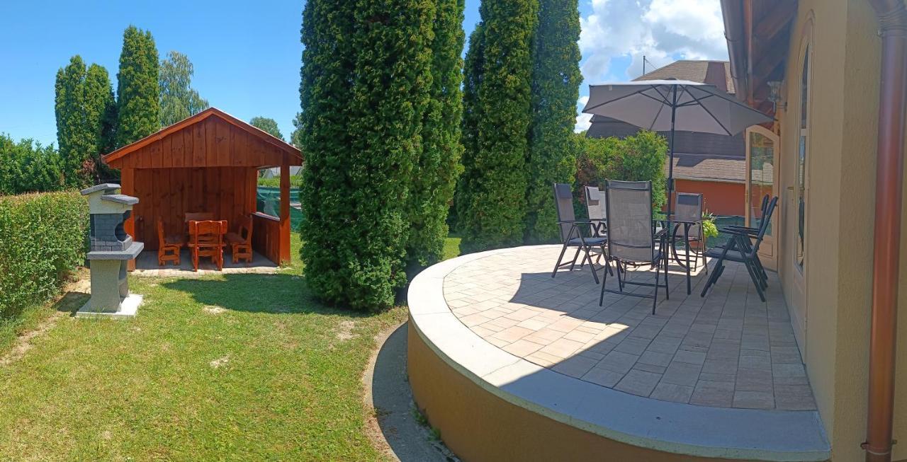 Vica Apartman Balatonbereny Luaran gambar